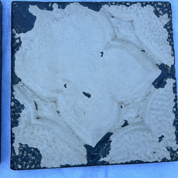 Vintage Ceiling Tin Tiles from historic ceiling - Picture 5 of 8